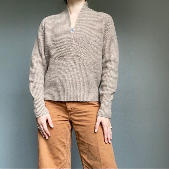 Crippen Tan Merino Wool And Cashmere Blend Soft Lightweight V Neck Sweater Sz S - Picture 2 of 8